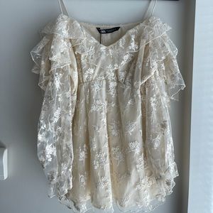 NWT, CREAM, LACE, LONG SLEEVE BLOUSE